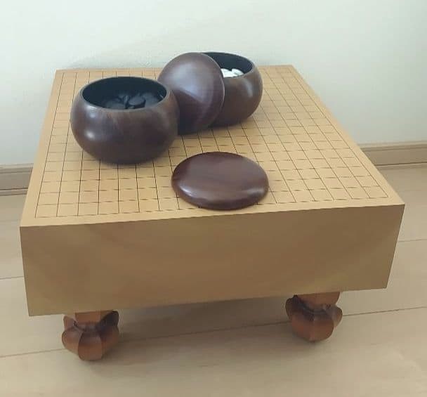 Japanese Go Board Set w Legs Goban Stones Bowls 19×19 Natural Wood Vintage Rare