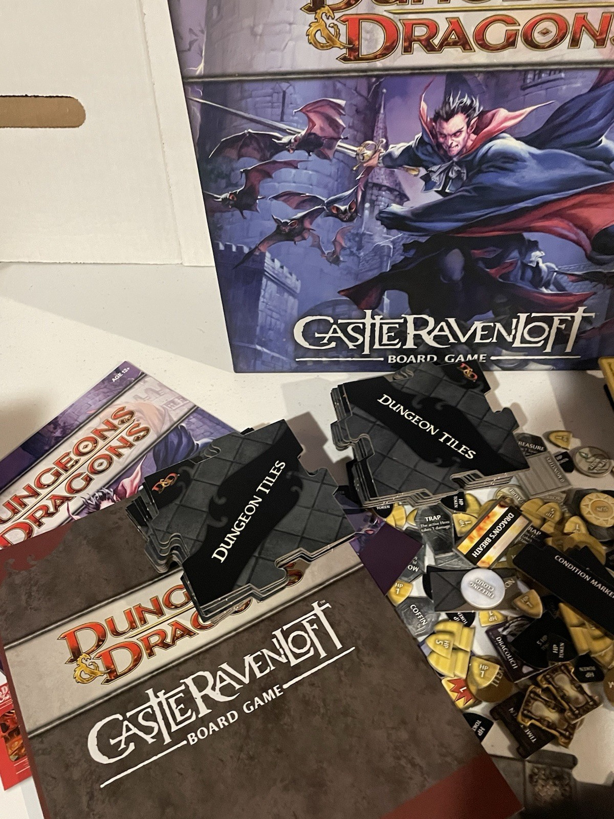 Dungeon & Dragons Castle Ravenloft Board Game WOTC Edition