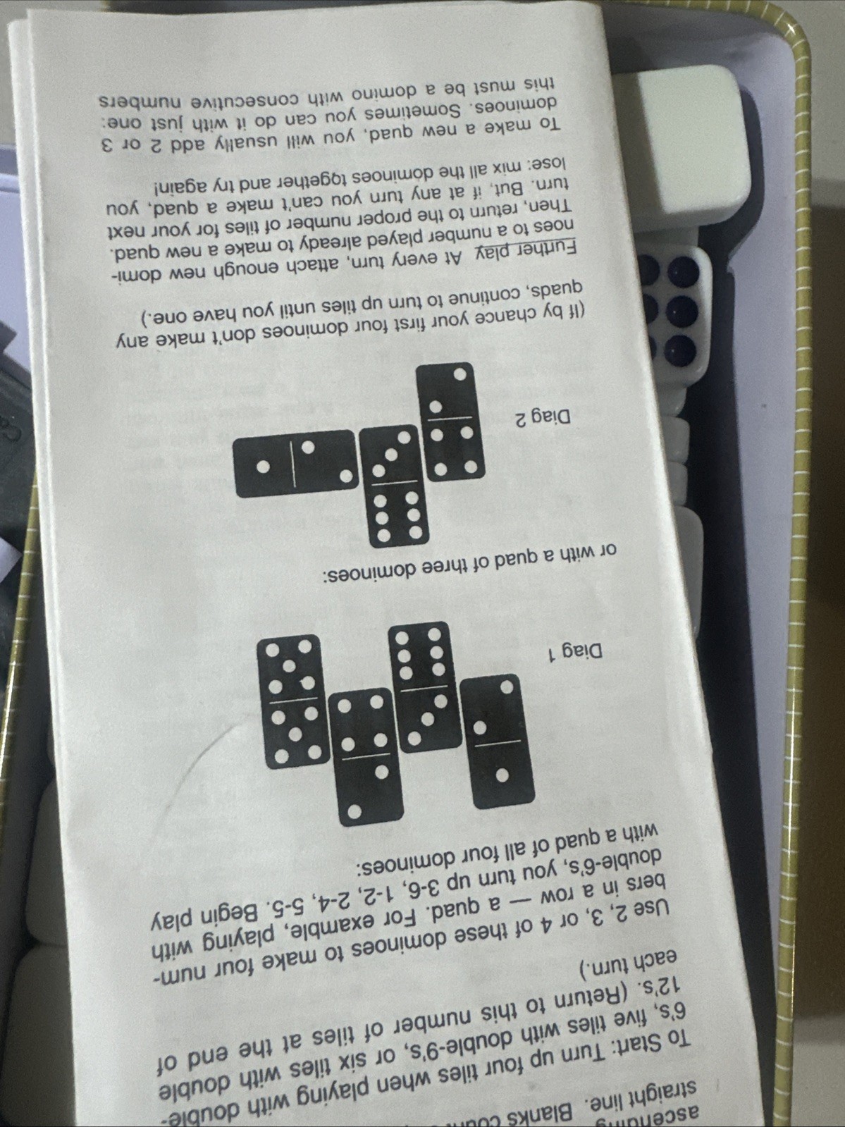 Cardinals MEXICAN TRAIN Jumbo DOMINOES Double Twelve Color Dot TIN 2005