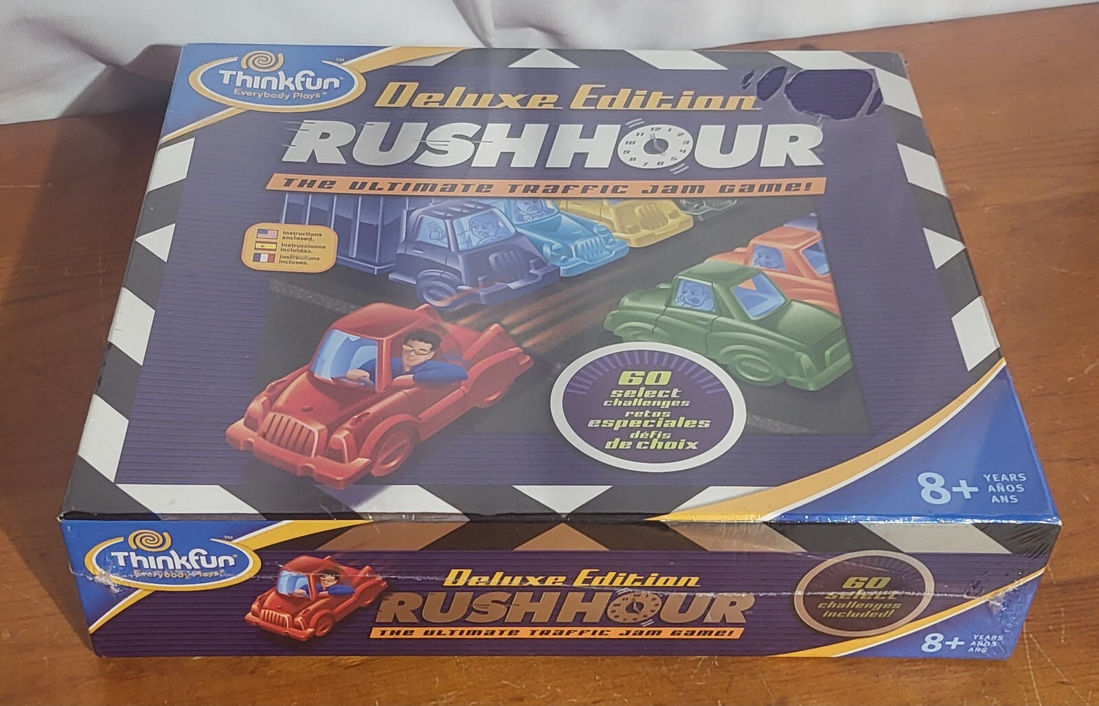 Thinkfun Deluxe Edition RUSH HOUR The Ultimate Traffic Jam Family Game Brand New
