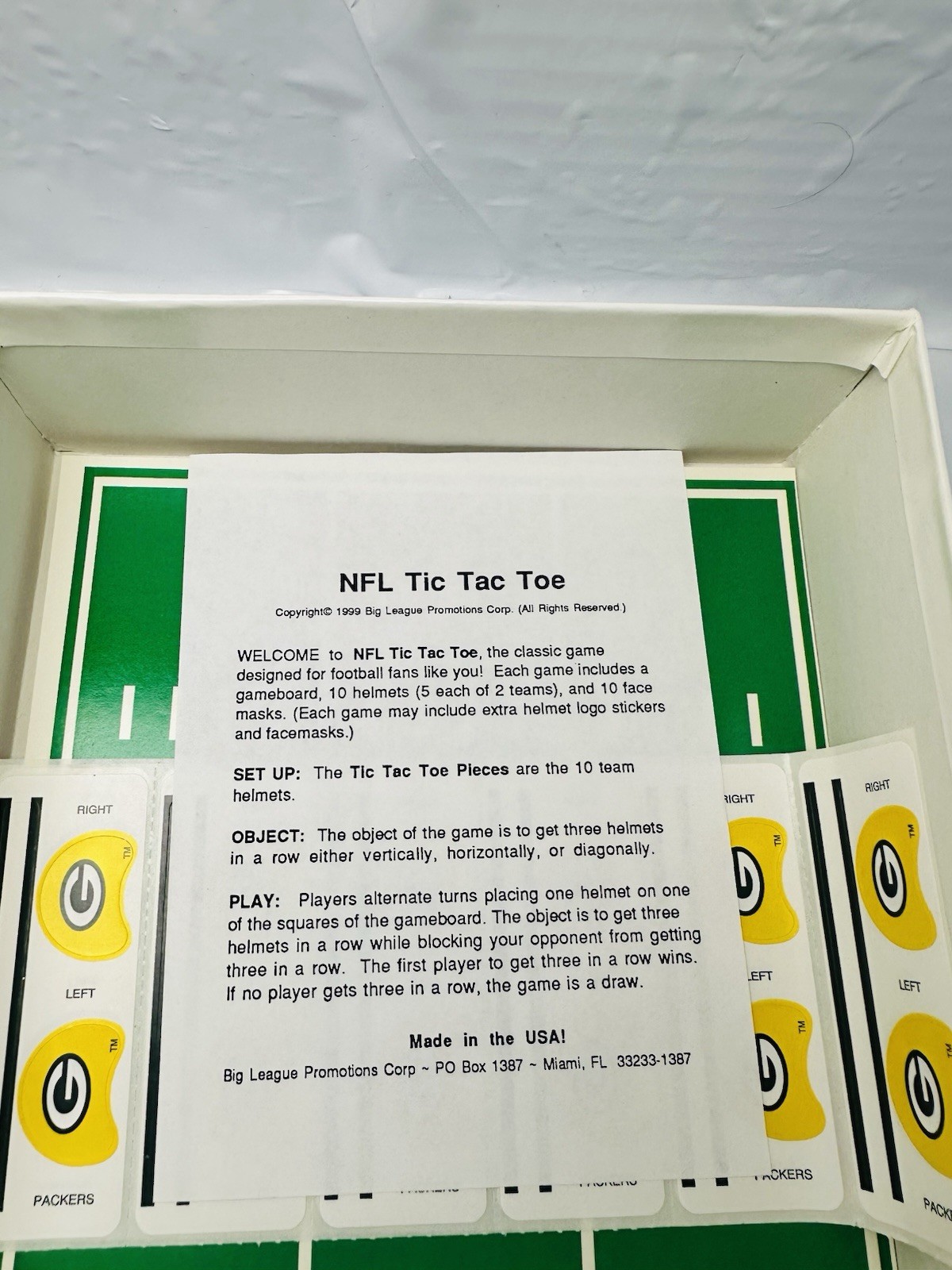 NFL Packers vs Vikings Tic Tac Toe Game Complete Set Vintage Football Board Game