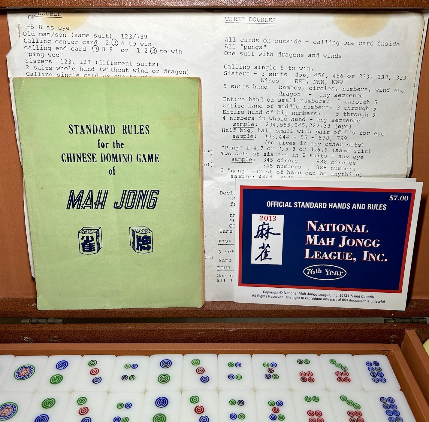 Vtg 60s Triple Layer Yellow Lucite Mahjong Set 148 Hand Carved & Painted Tiles