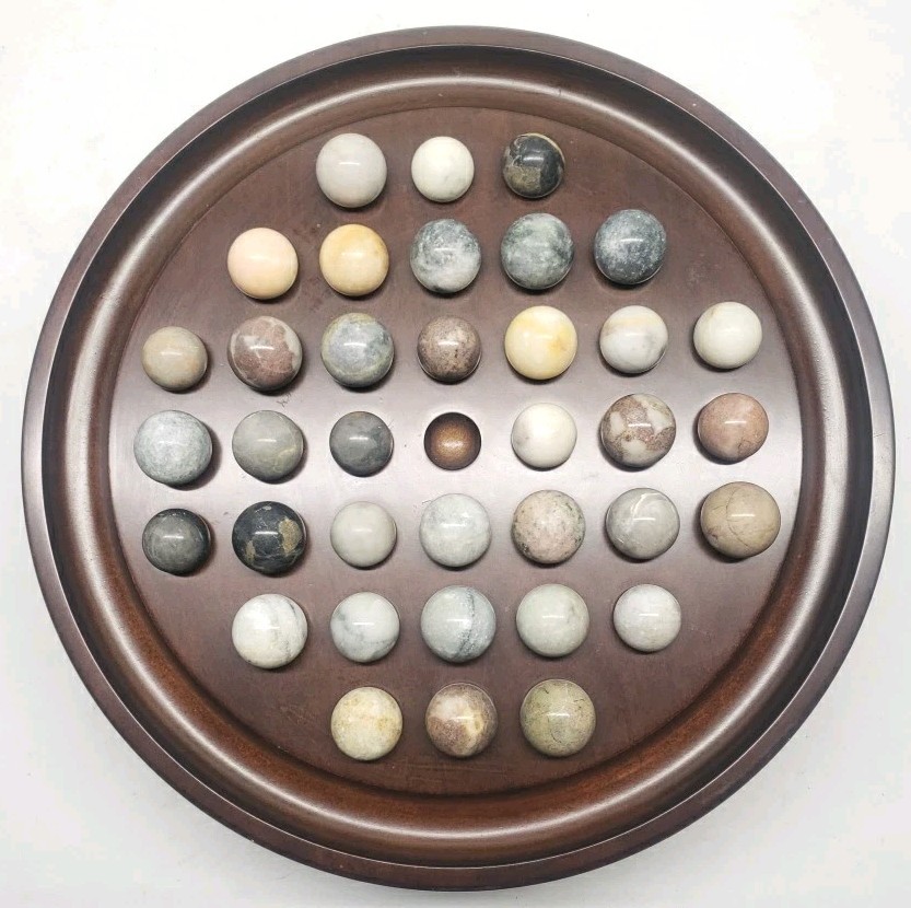 VTG The Bombay Company 1994 Wood Solitaire Game Board 13.5″ w/ 36 Stone Marbles