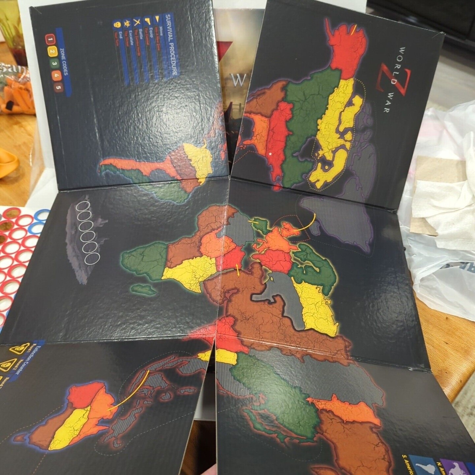 UNIVERSITY GAMES , WORLD WAR Z , THE GAME BOARD GAME – 2013 EDITION