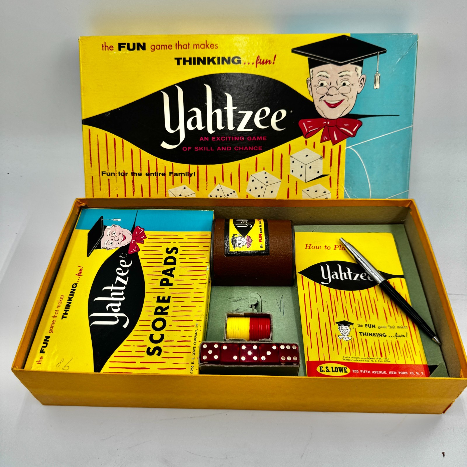 Vintage Yahtzee 1956 Complete Game in Original Box E.S Lowe Co. – Excellent