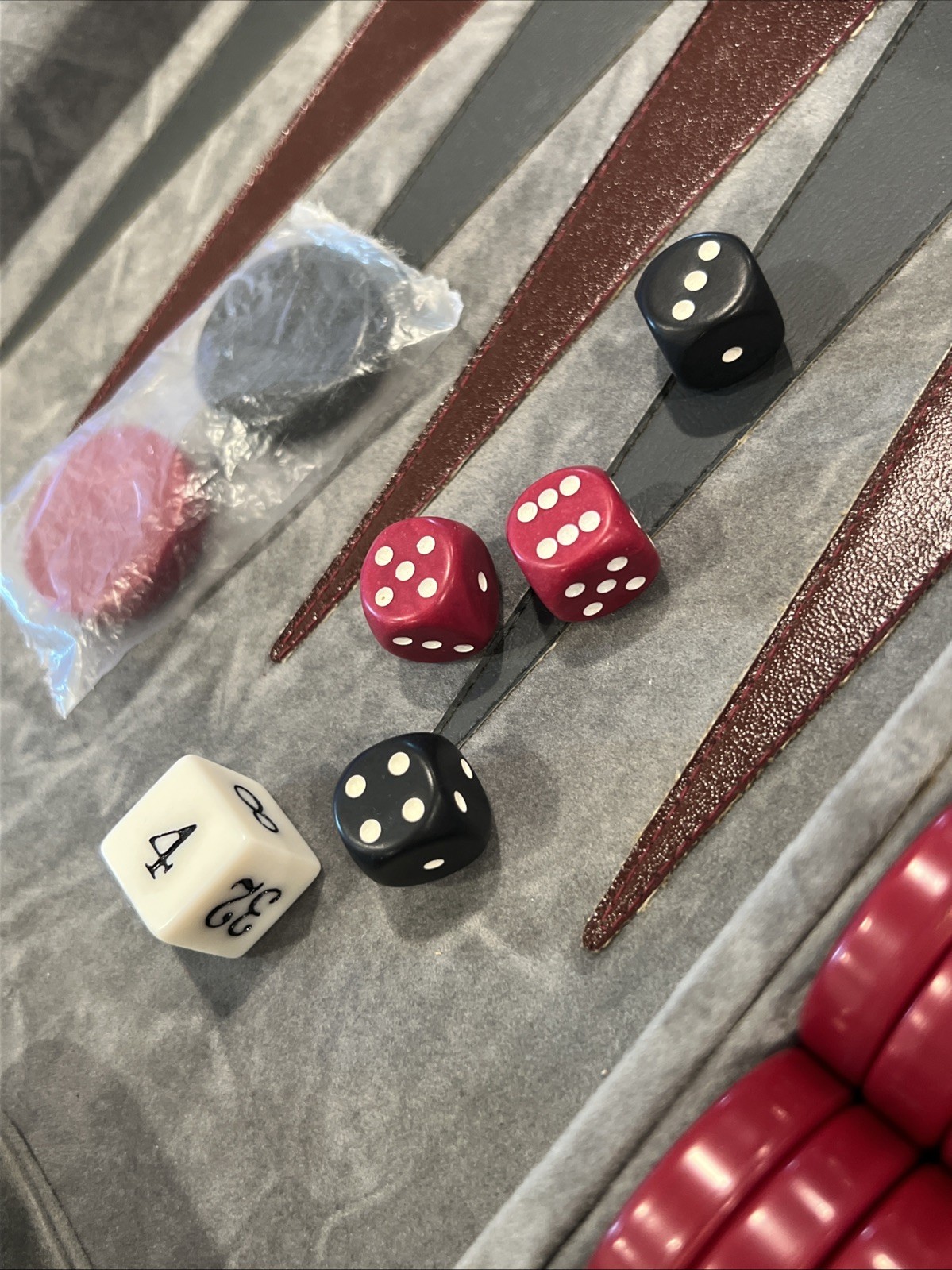 Aries of Beverly Hills Vintage Backgammon Set Gray and Red Travel Case Complete