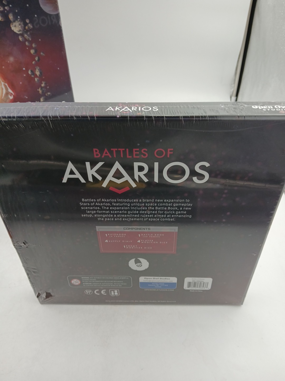 Terrain Of Akarios With Battles of Akarios and Stars of Skarios Weapon and Mat