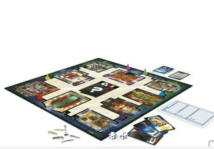 Clue Mystery Board Game Fun Family Time 2 to 6 Players 8 Years Old and Up Unisex