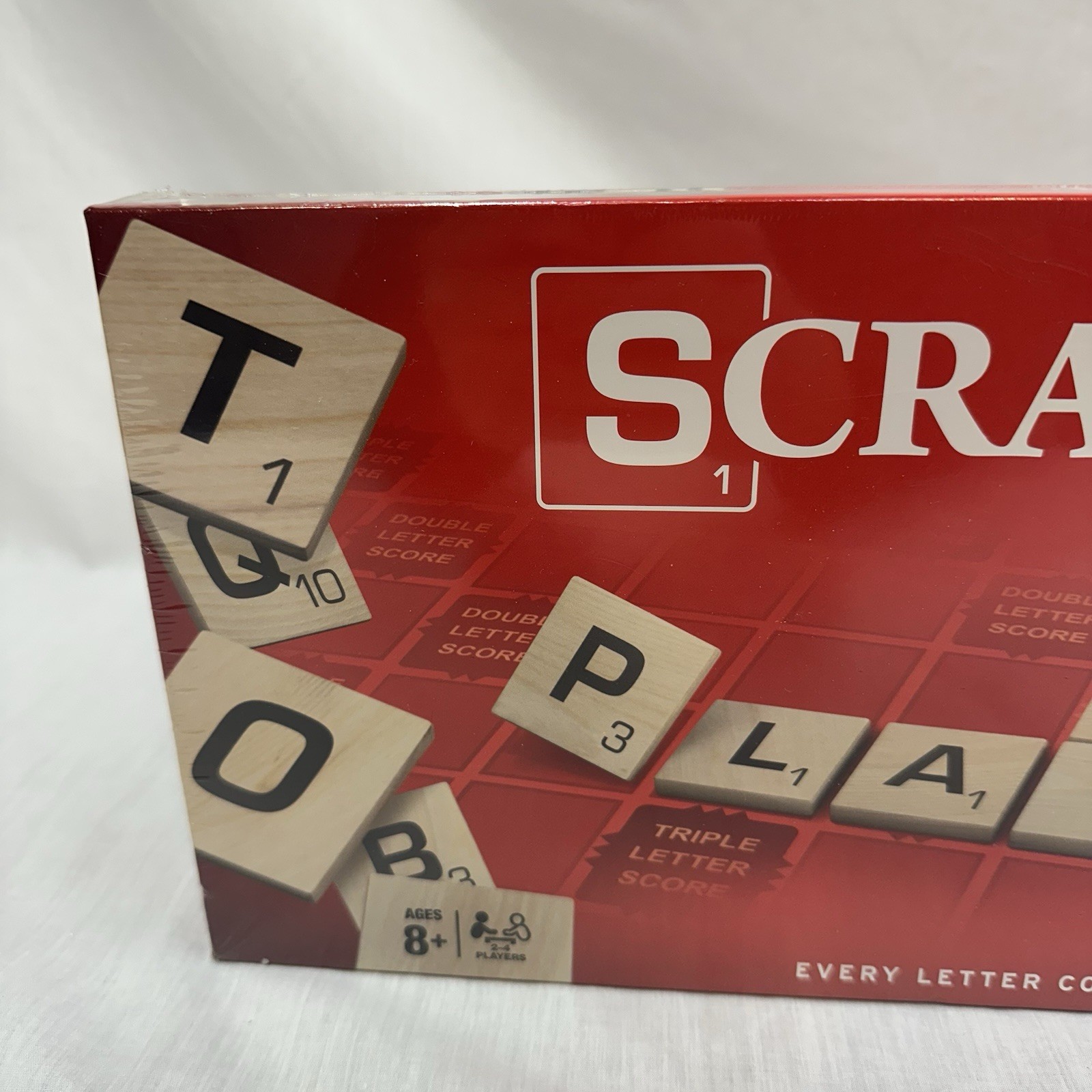 New Sealed Hasbro Scrabble Game Classic Crossword Board Game A8166 2013