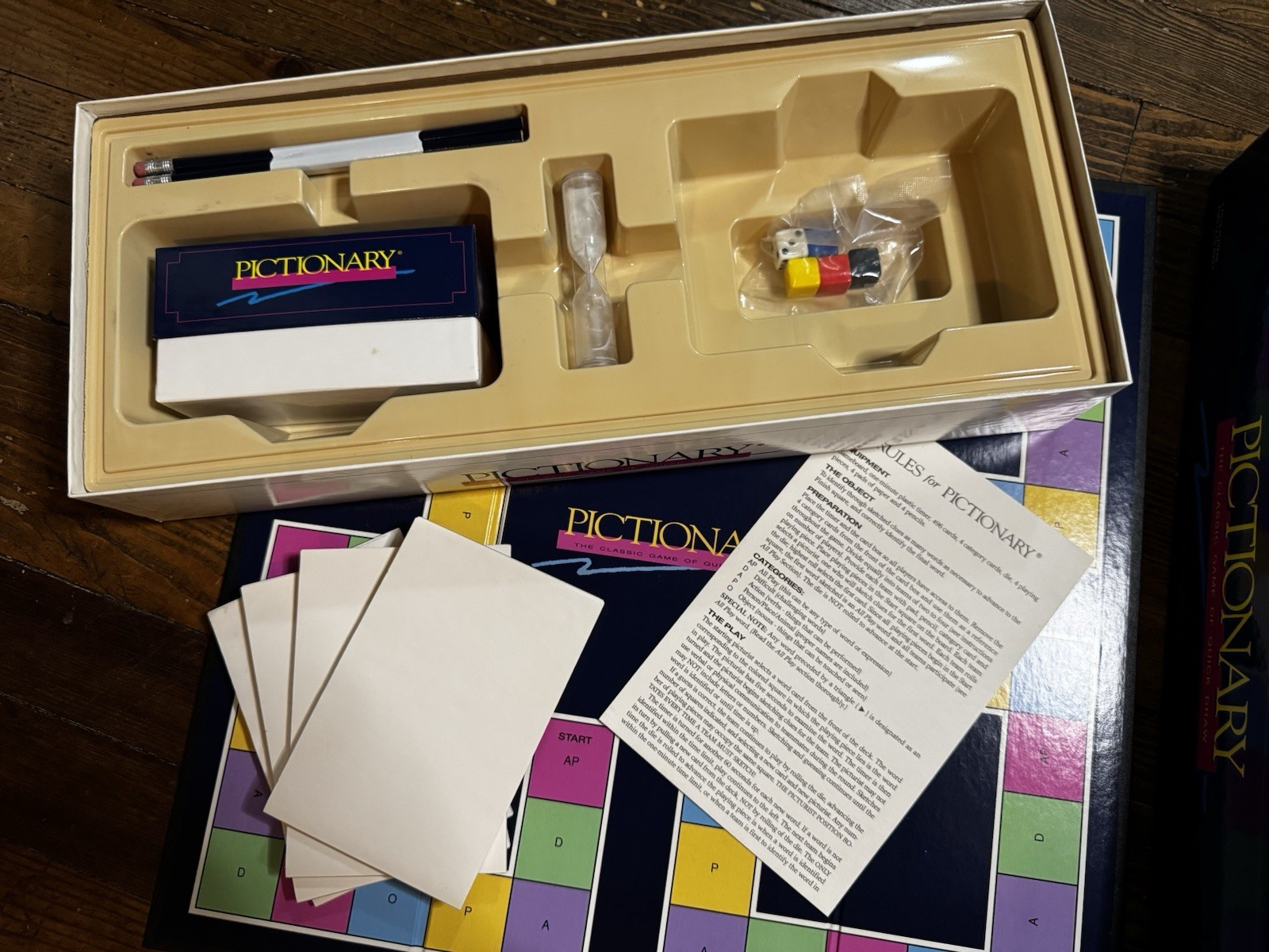 Pictionary – 1993 – Updated for the 90s – Complete New Open Box