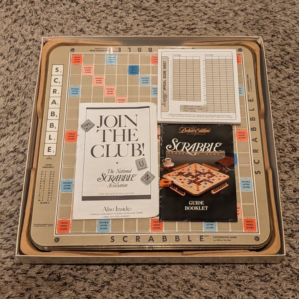 Scrabble Deluxe Edition Turntable Crossword Rotating Milton Bradley 1989 Complet