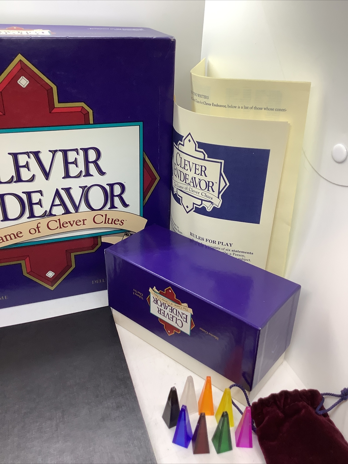 Clever Endeavor – The Game of Clever Clues – Master Game Deluxe Edition 1989