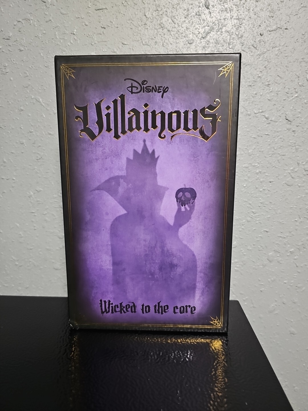 Disney Villainous -Wicked to the Core board game Hades, Dr. Facilier, Evil Queen