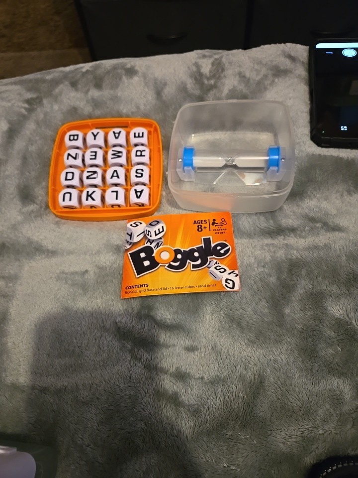 Hasbro Gaming 2016 Boggle Complete