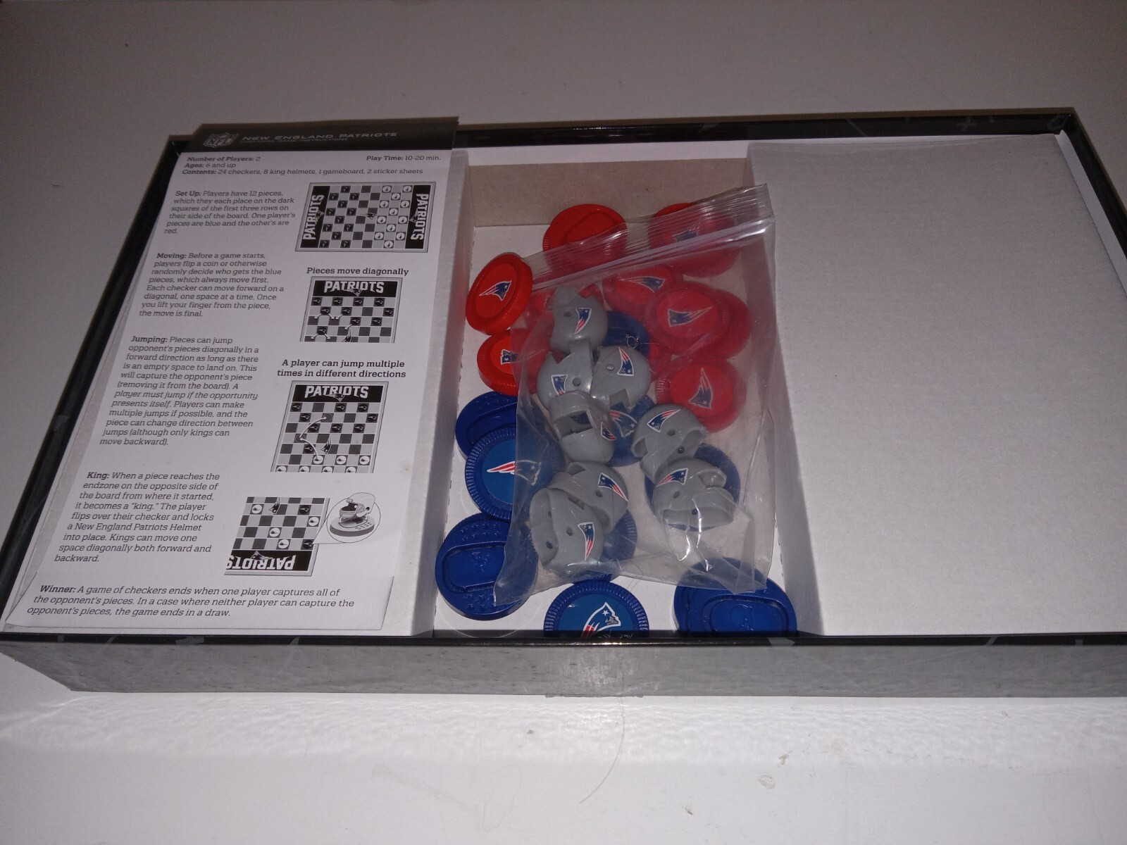 MasterPieces NFL Checkers Board Game Set New England Patriots 100% Complete