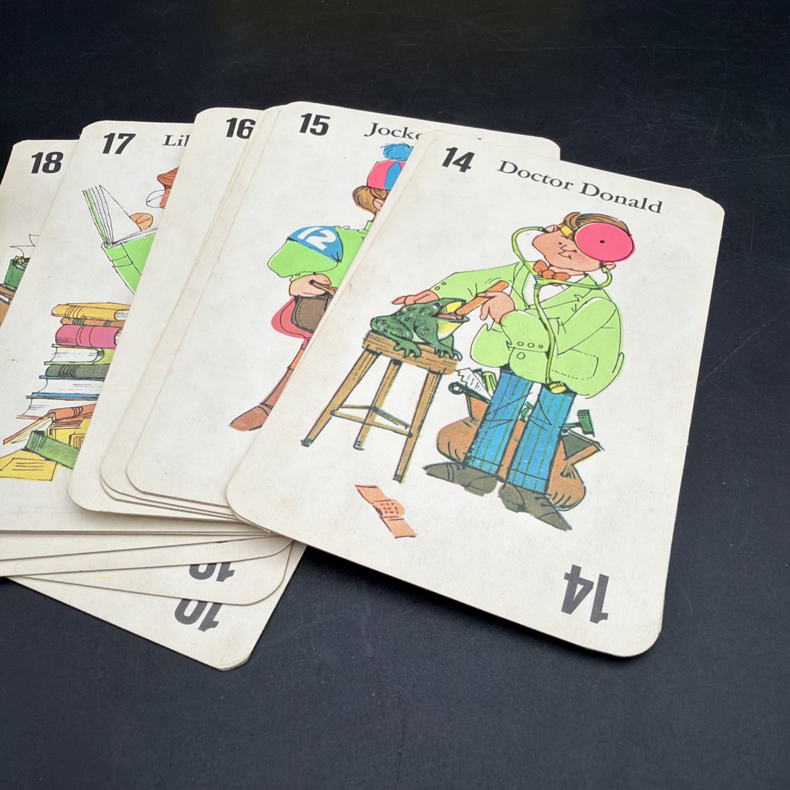 VINTAGE 1968 MILTON BRADLEY OLD MAID JUMBO CARD GAME COMPLETE AGES 5-10