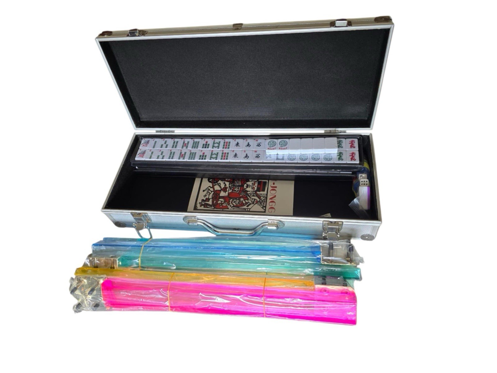 Mahjong Set, White Tiles, Modern Pushers, Silver Aluminum Case, NEW, Free Ship