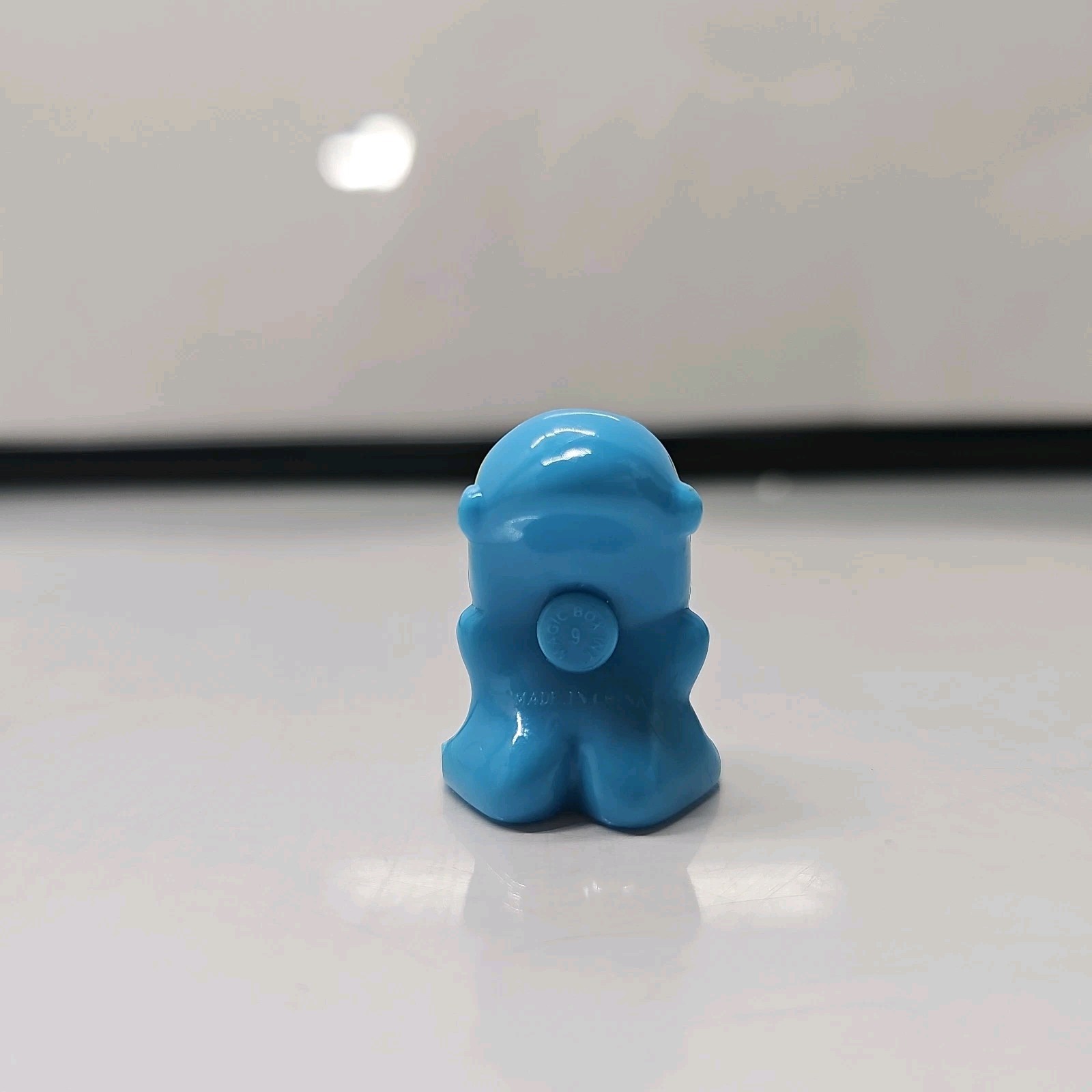 Gogos Crazy Bones Light Blue Kemo Figure #9 Advanced Series