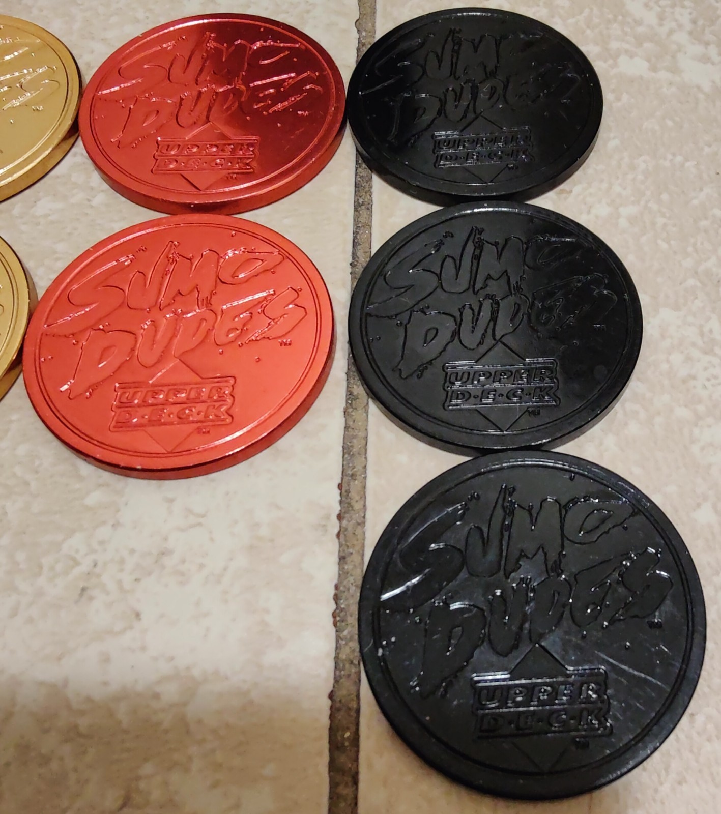 Lot of 12 Pogs Sumo Dudes Upper Deck Metal Slammers Multiple Colors + Tube VTG