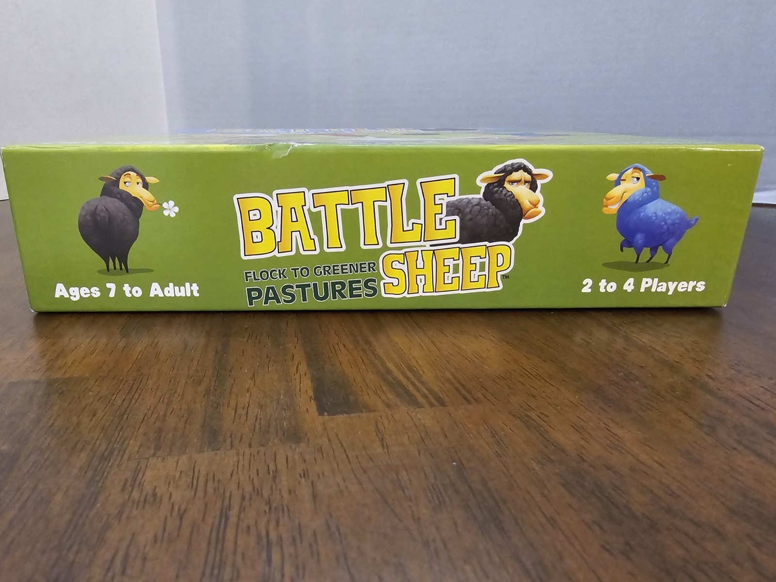 Battle Sheep Flock to Greener Pastures Game Complete! EUC! Award Winner Game