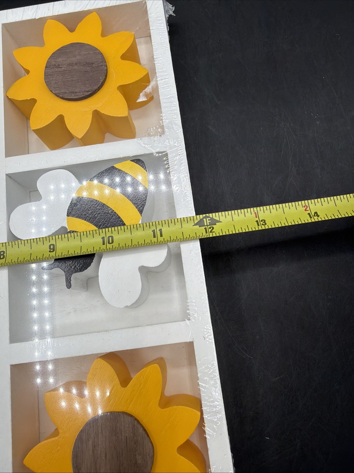 Wooden White Bee & Sunflower Tic Tac Toe Game or Charming Home Decor – NEW