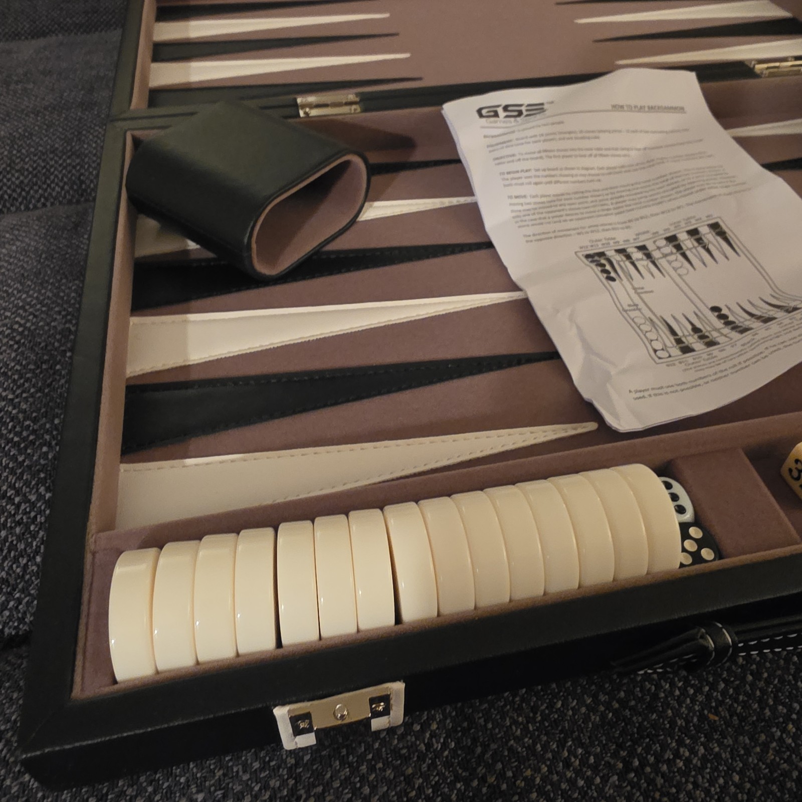 Vintage Backgammon Complete Set Gray Felt W/ Black & White Points And Stones