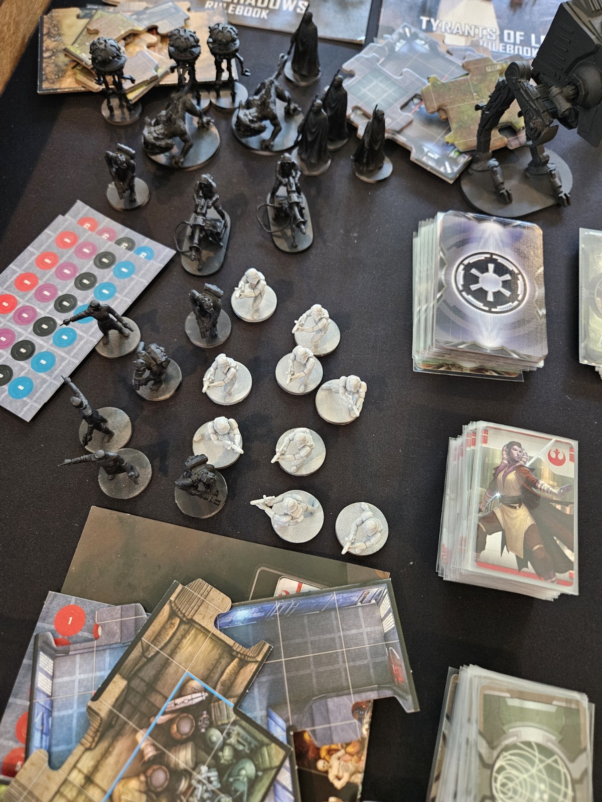 Imperial Assault Collection Twin Shadows Tyrants Of Lothal Hero And Villains Exp