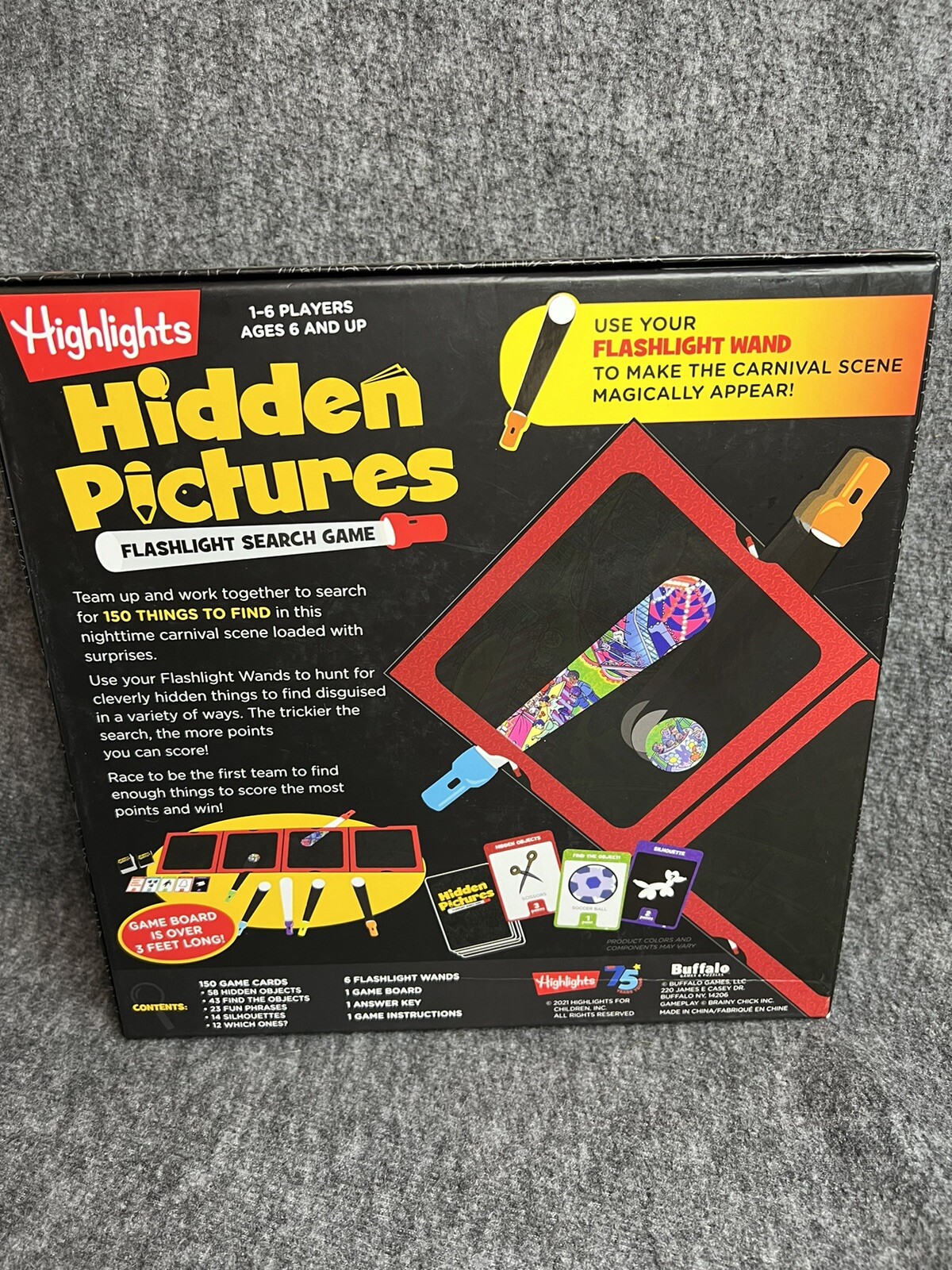 Highlights For Children – Hidden Pictures Flashlight Search Board Game