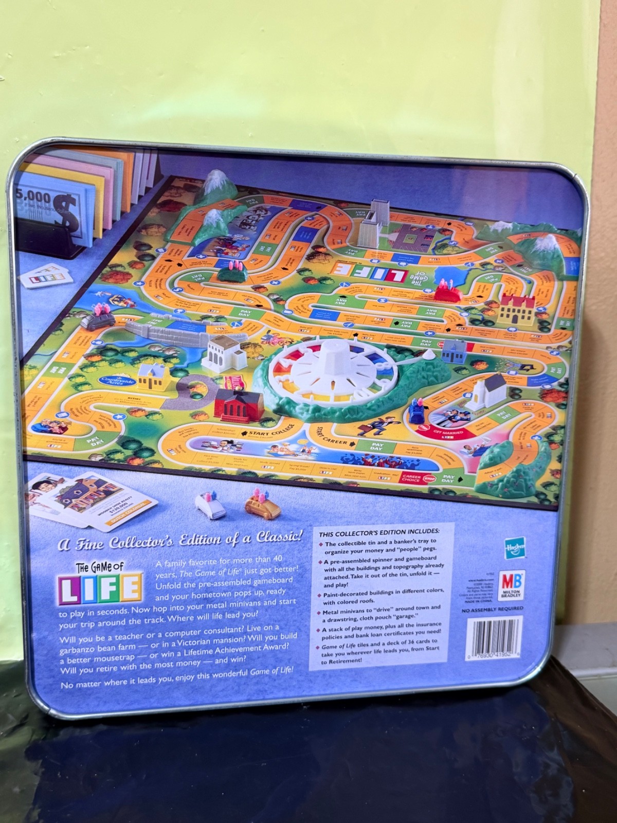 The Game of Life Collector’s Edition Tin COMPLETE Milton Bradley 2000