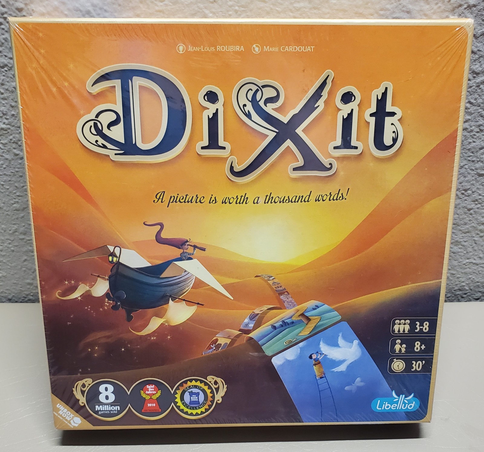 New Sealed DiXit Illustrated Game Of Creative Guesswork Board Game Libellud
