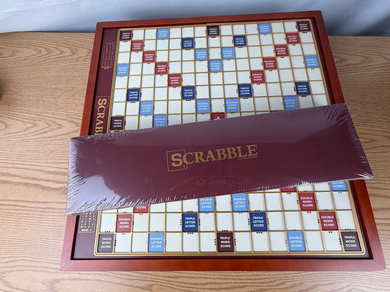 Scrabble Giant Deluxe Wooden Edition Turntable Board Game Open Box Item