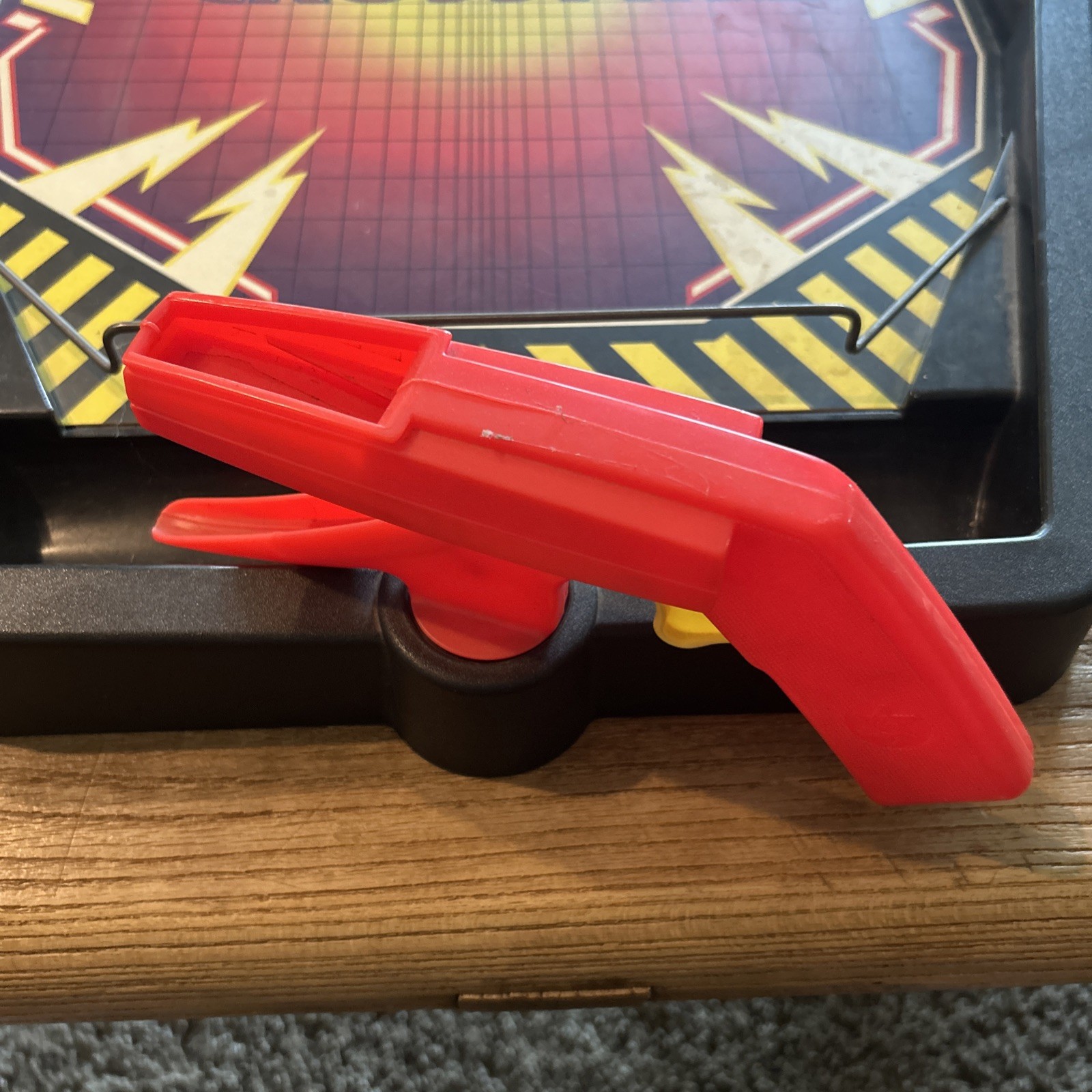 VINTAGE! 1988 Crossfire Game By Milton Bradley Complete Loose NR MINT!!!