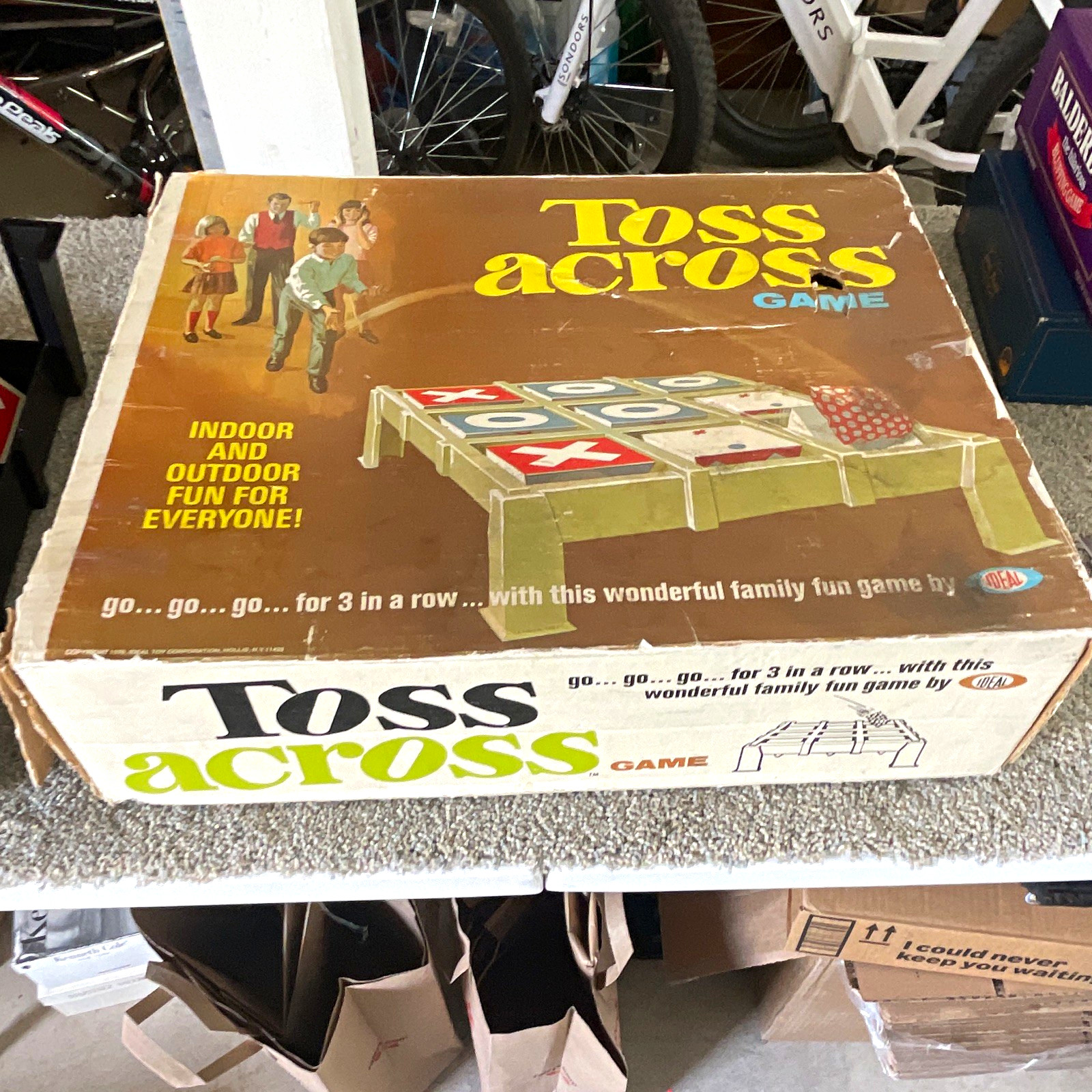 Ideal Toss Across Vintage Tic-Tac-Toe Game 2 Players Ages 6+ 1969 MPN 2112-1
