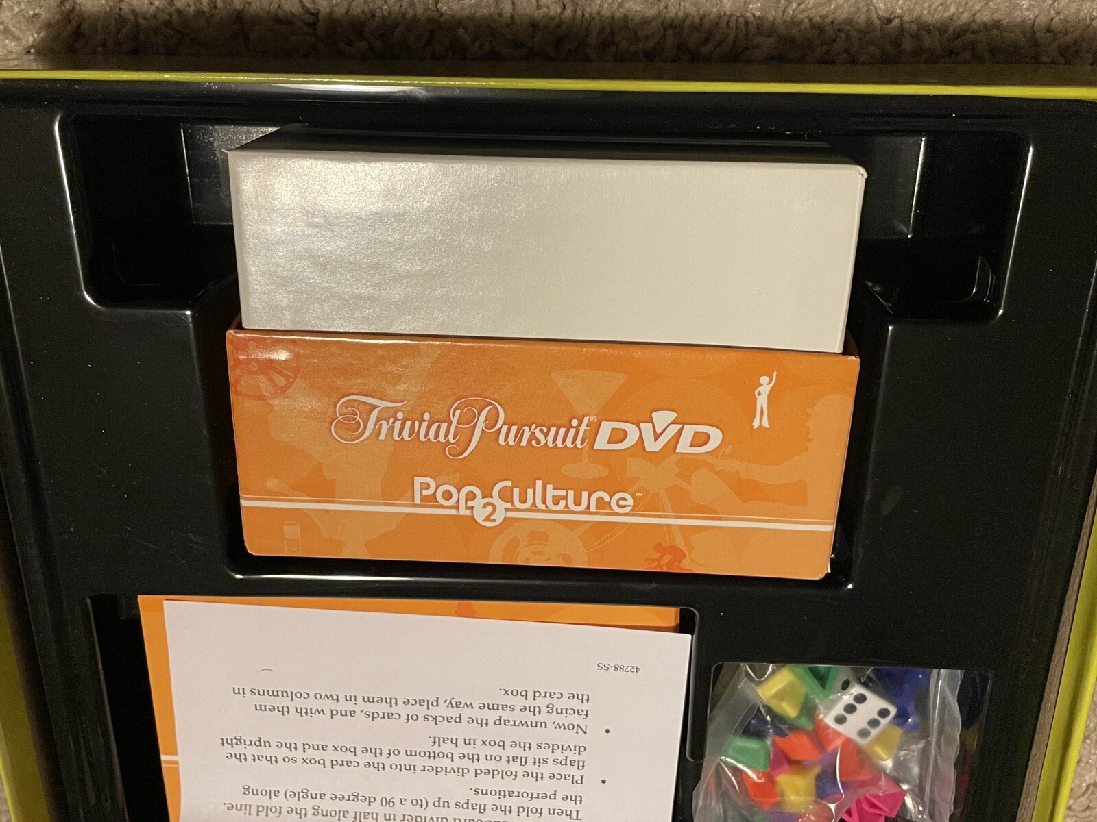 Trivial Pursuit DVD Pop Culture 2 Parker Brothers Board Game COMPLETE SET