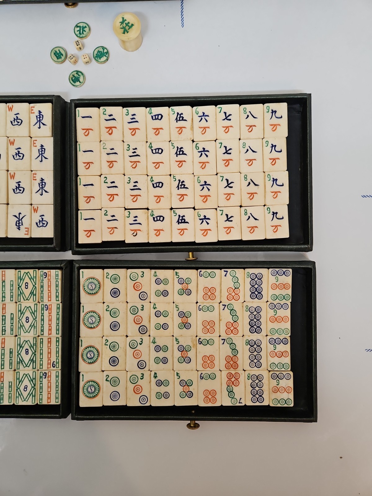MAHJONG SET. With Beautiful Bone and Bamboo Tiles in Ornate Case W/Book Antique