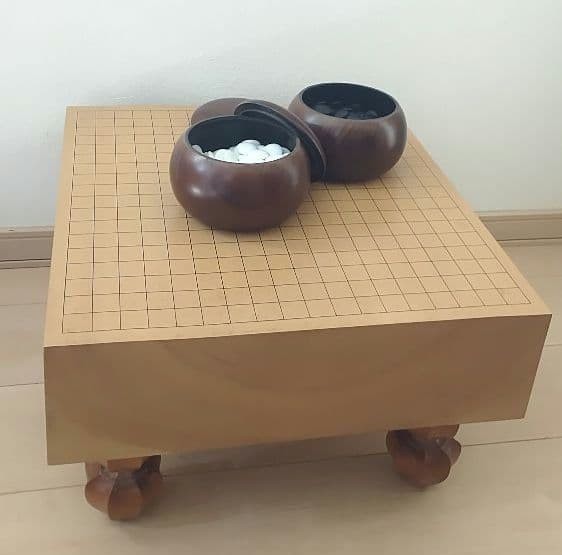 Japanese Go Board Set w Legs Goban Stones Bowls 19×19 Natural Wood Vintage Rare
