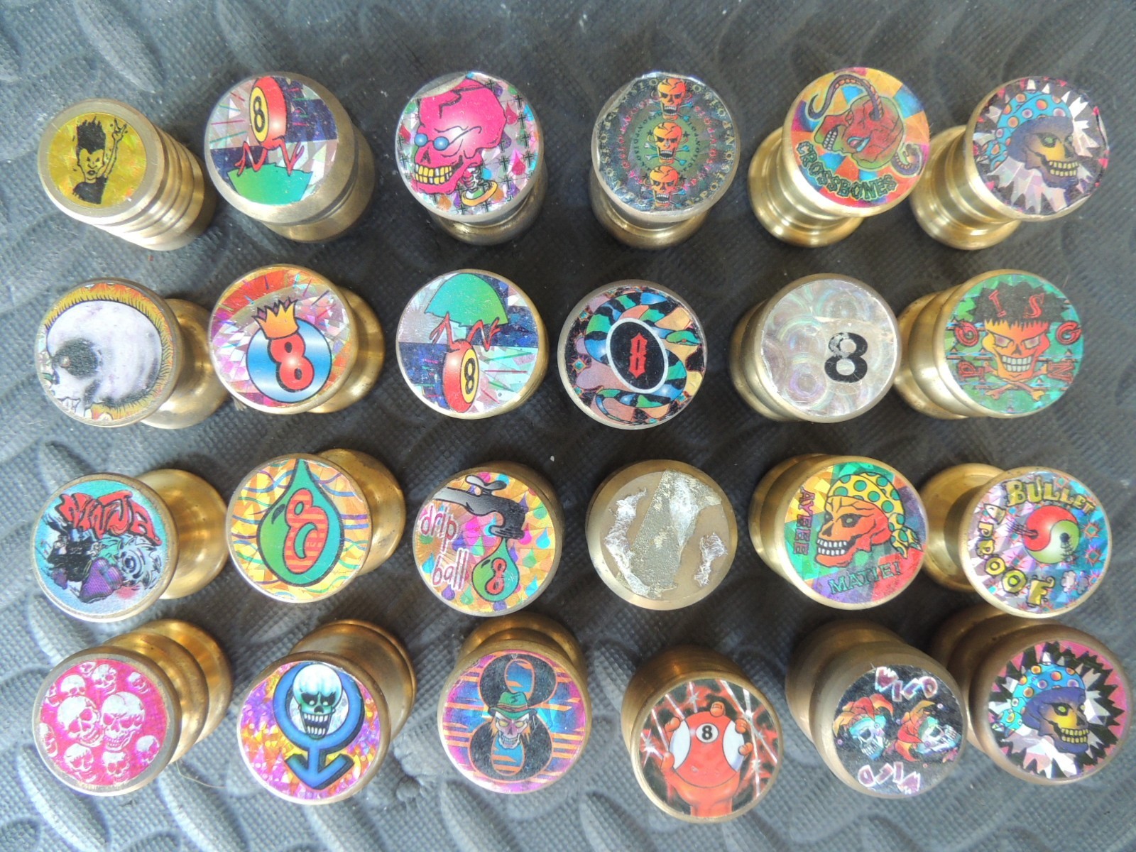 POGS HEAVY BRASS SLAMMER LOT OF 24 VINTAGE 90’S C-PICS POSION 8-BALL SKULLS ETC