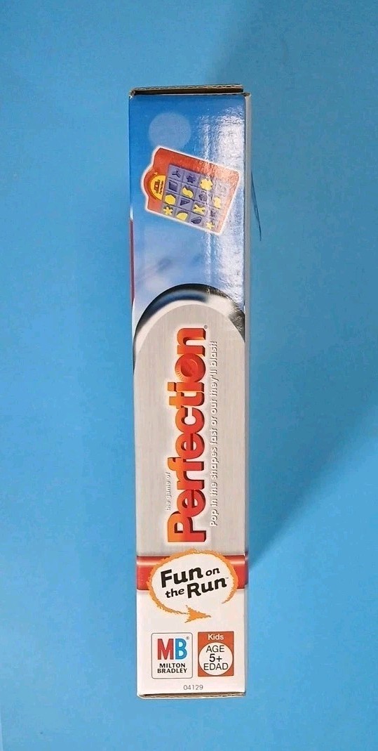 2005 Milton Bradley THE GAME OF PERFECTION Travel Size Game Complete New