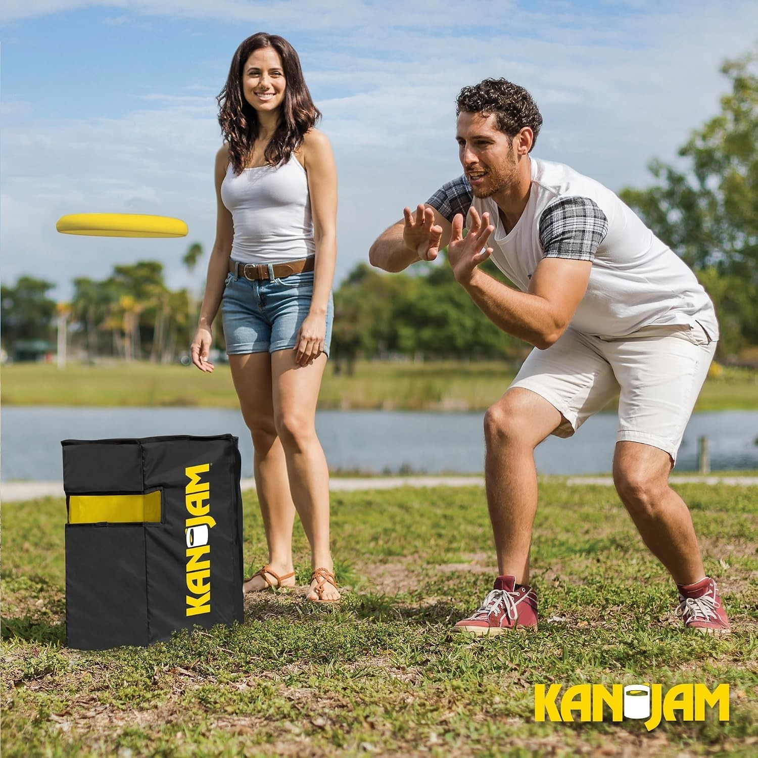 All-Weather Foldable Disc Toss Game with Carry Bag – Unleash Outdoor Joy!