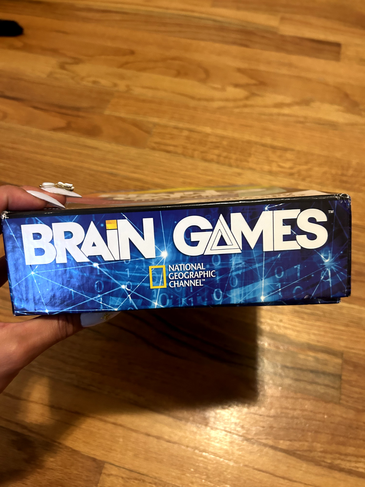 Brain Games The Game National Geographic TV Show Board Game 2015 COMPLETE
