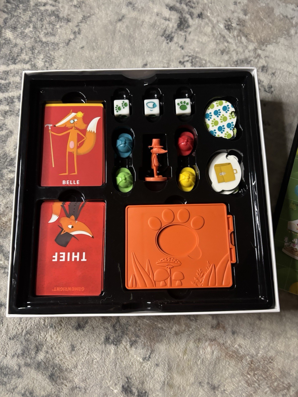 Outfoxed! Cooperative Board Game By Gamewright Game – Complete Excellent