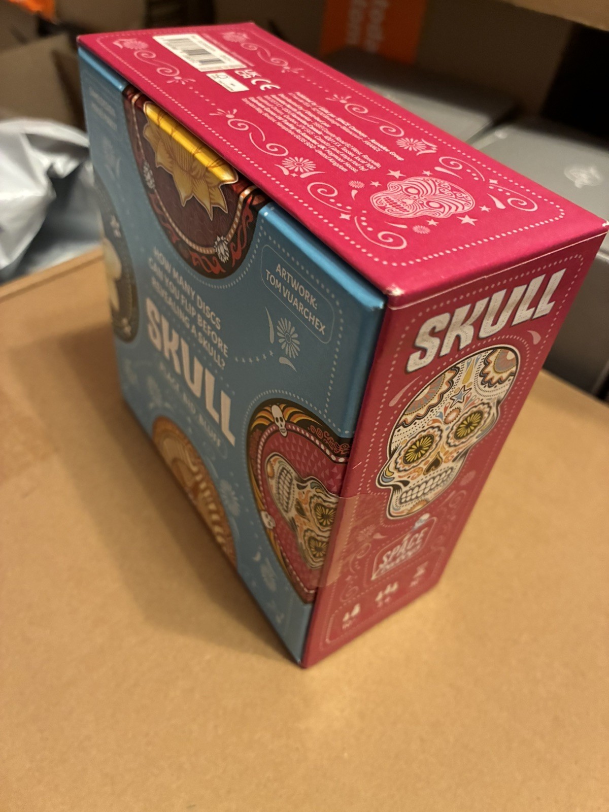 SKULL Bluffing Card Game by Space Cowboys -New/Sealed