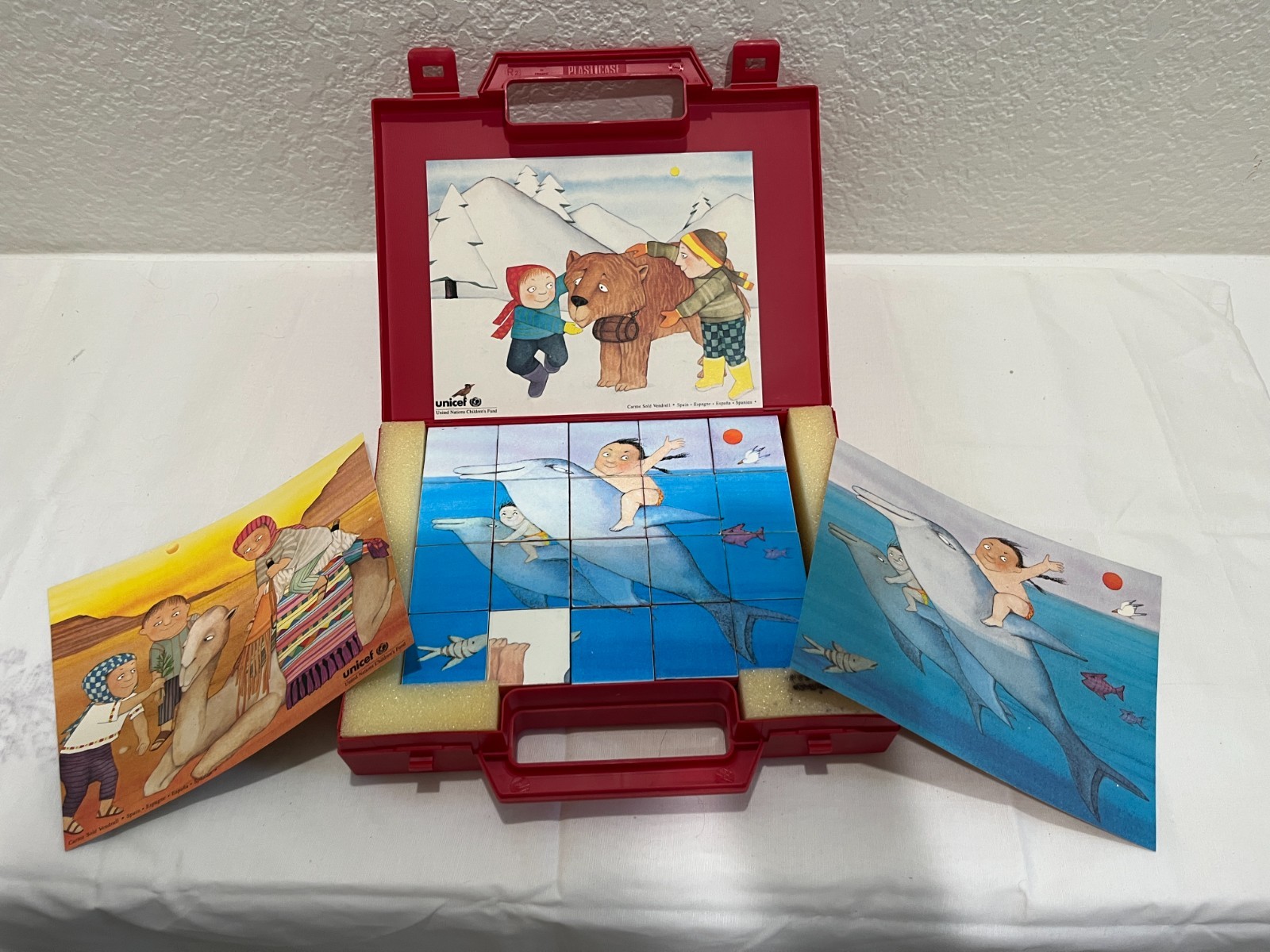 Rare Vtg UNICEF 20 Cube Puzzle Game Camel Tiger Zebra Bear Seal Dolphin Case
