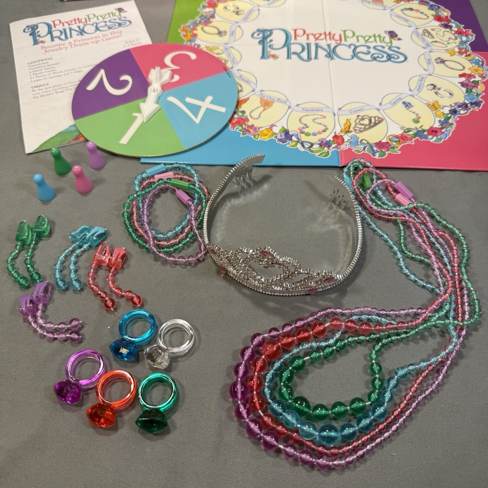 Hasbro Pretty Pretty Princess Jewelry Dress Up Board Game 2023 100% Complete VG+
