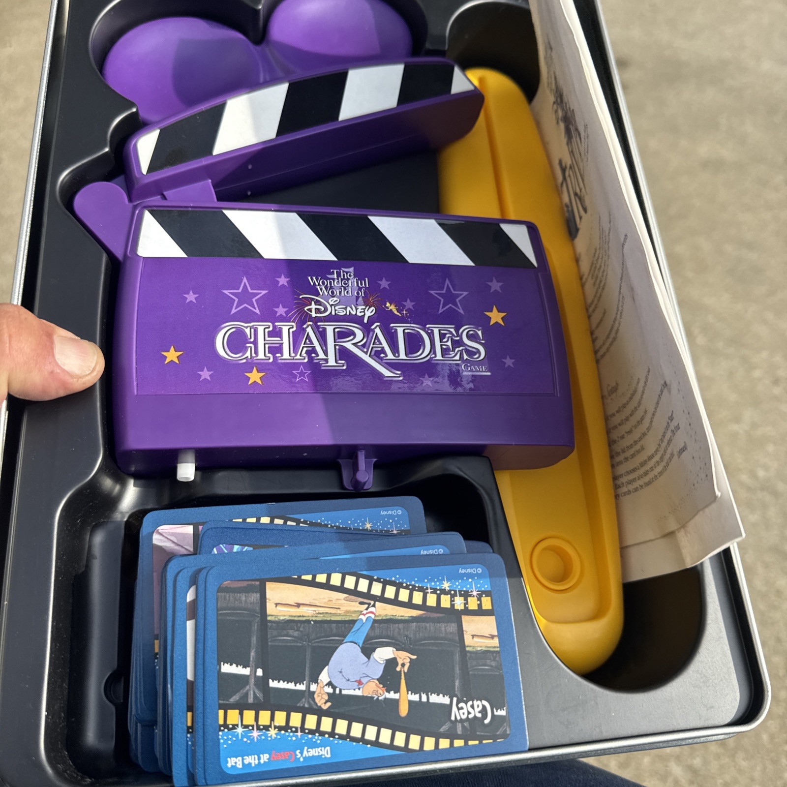 VINTAGE The Wonderful World of Disney Charades Game COMPLETE 1999 Tin