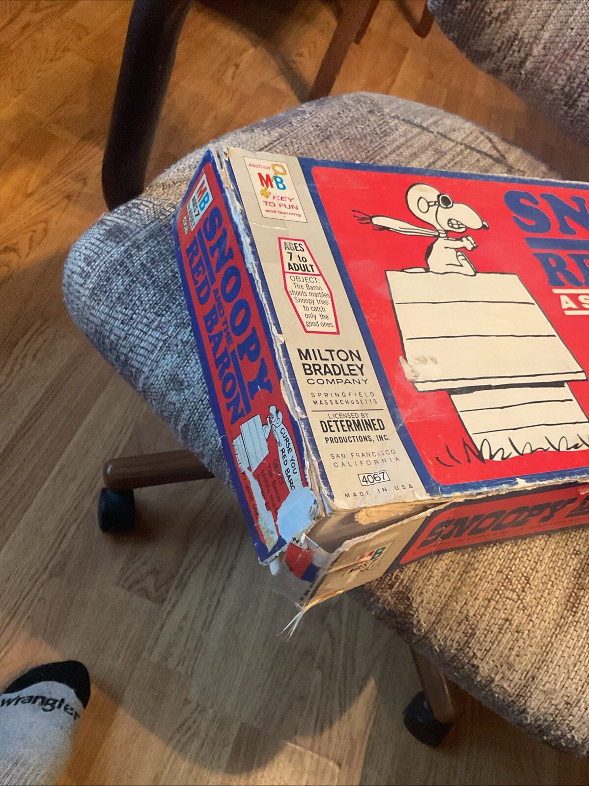 Vintage 1970 Milton Bradley Snoopy and the Red Baron Skill and Action As Is