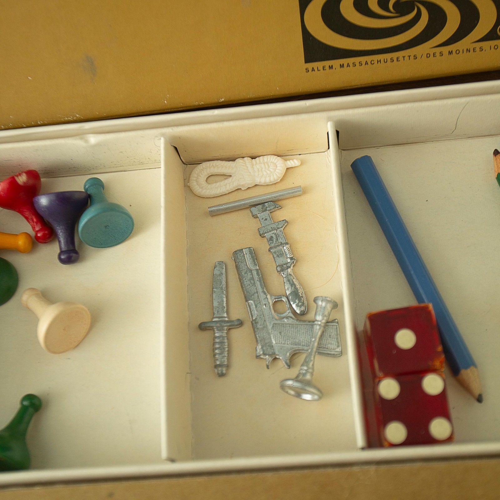 Vtg Clue Detective Board Game Parker Brothers Complete 1960s