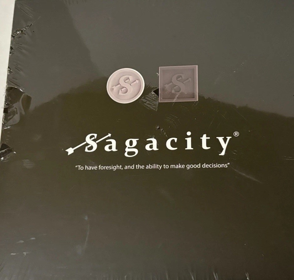 Sagacity Strategic Board, 3D alignment Game, 2-4 Players, 3+ Years. Black Box