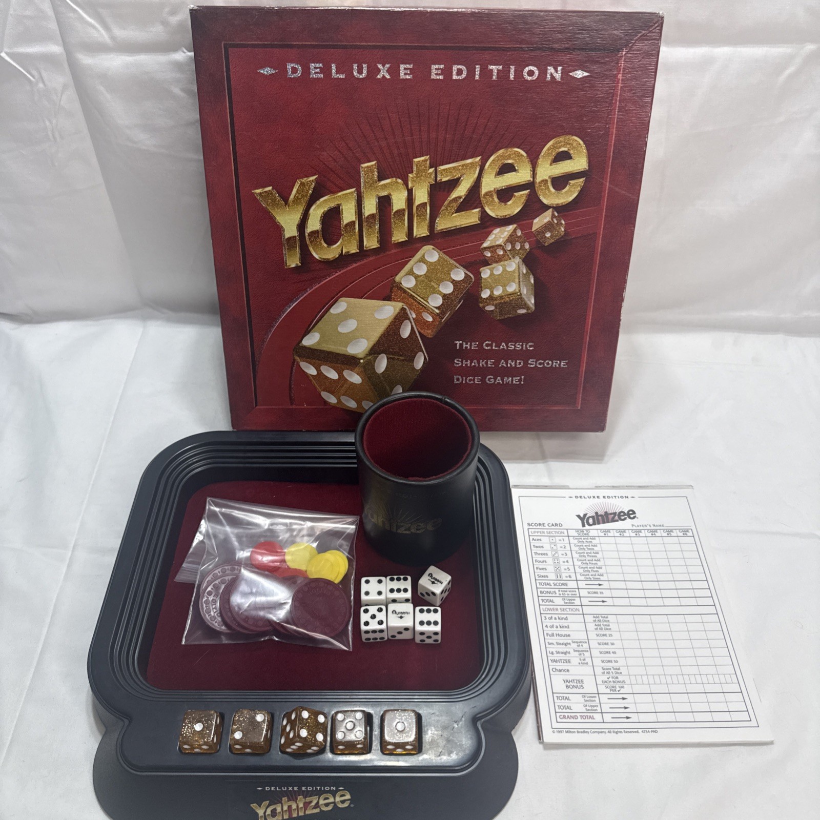 Vintage Yahtzee Deluxe Edition 1997 Gold Glitter Dice Pencils Tokens Complete