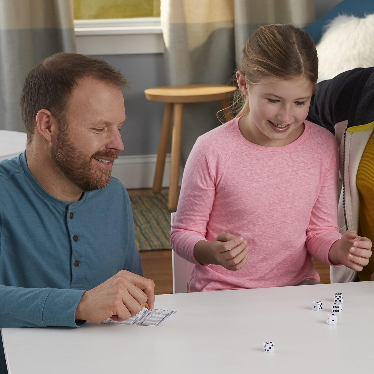 Yahtzee Classic – Engaging Casino Dice Game for Family Fun & Brain Development
